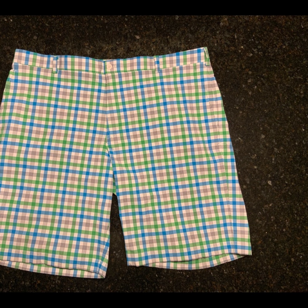 Nike DriFit Golf Shorts - Size 42